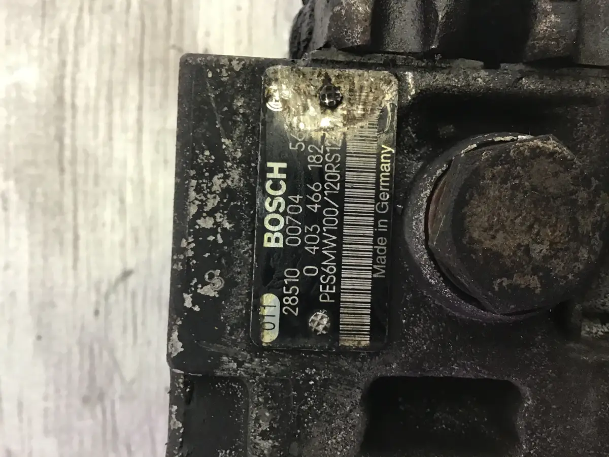 BOMBA DE COMBUSTIBLE BOSCH 0403466182 USADA - Imagen 4