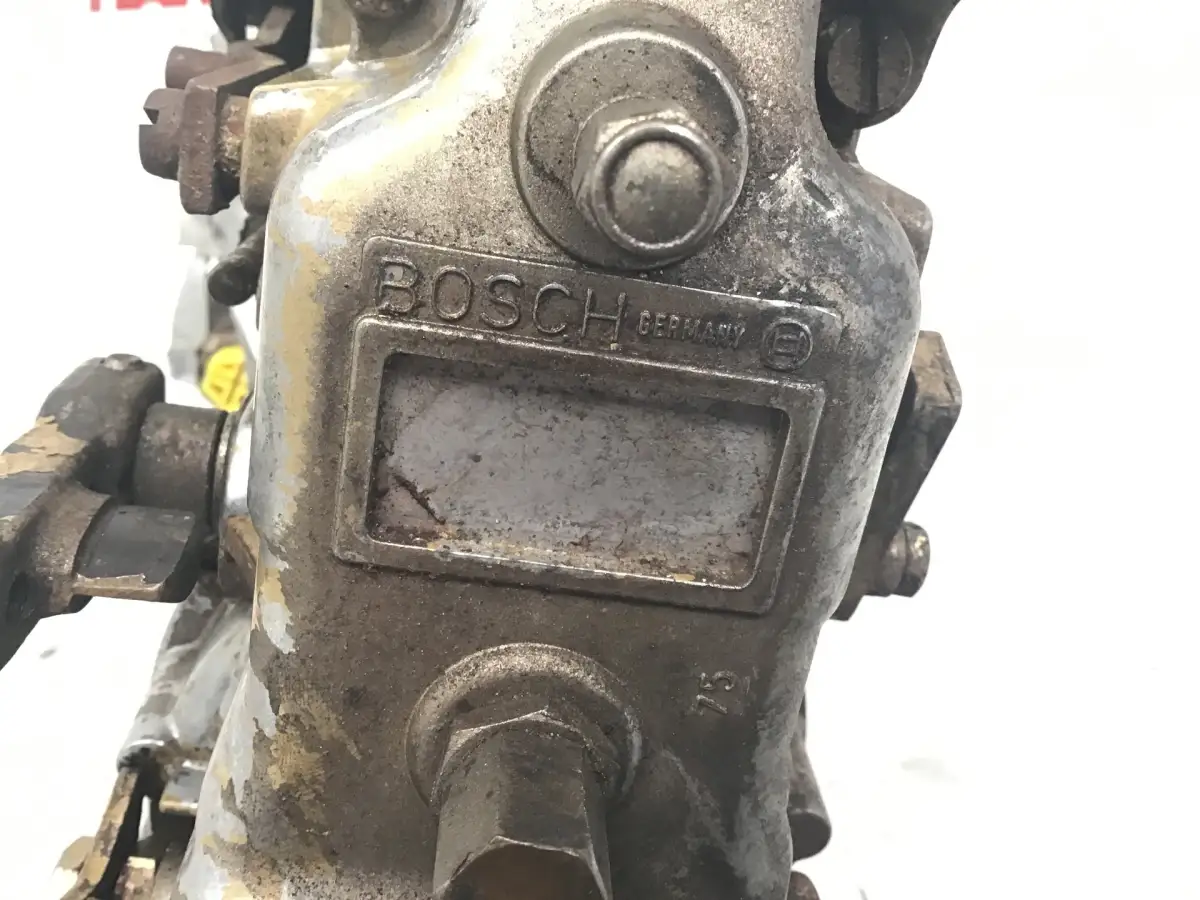 BOMBA DE COMBUSTIBLE BOSCH 0401876235 USADA - Imagen 3