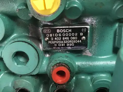 POMPE À CARBURANT BOSCH 0402846080 D'OCCASION - Miniature 3