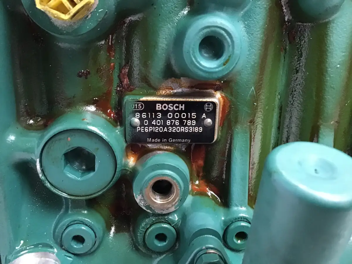POMPE À CARBURANT BOSCH 0401876789 D'OCCASION - Image 4