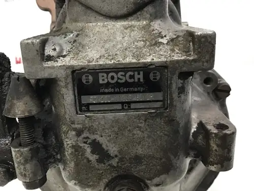 POMPE À CARBURANT BOSCH 0401846207 USAGÉE - Miniature 2