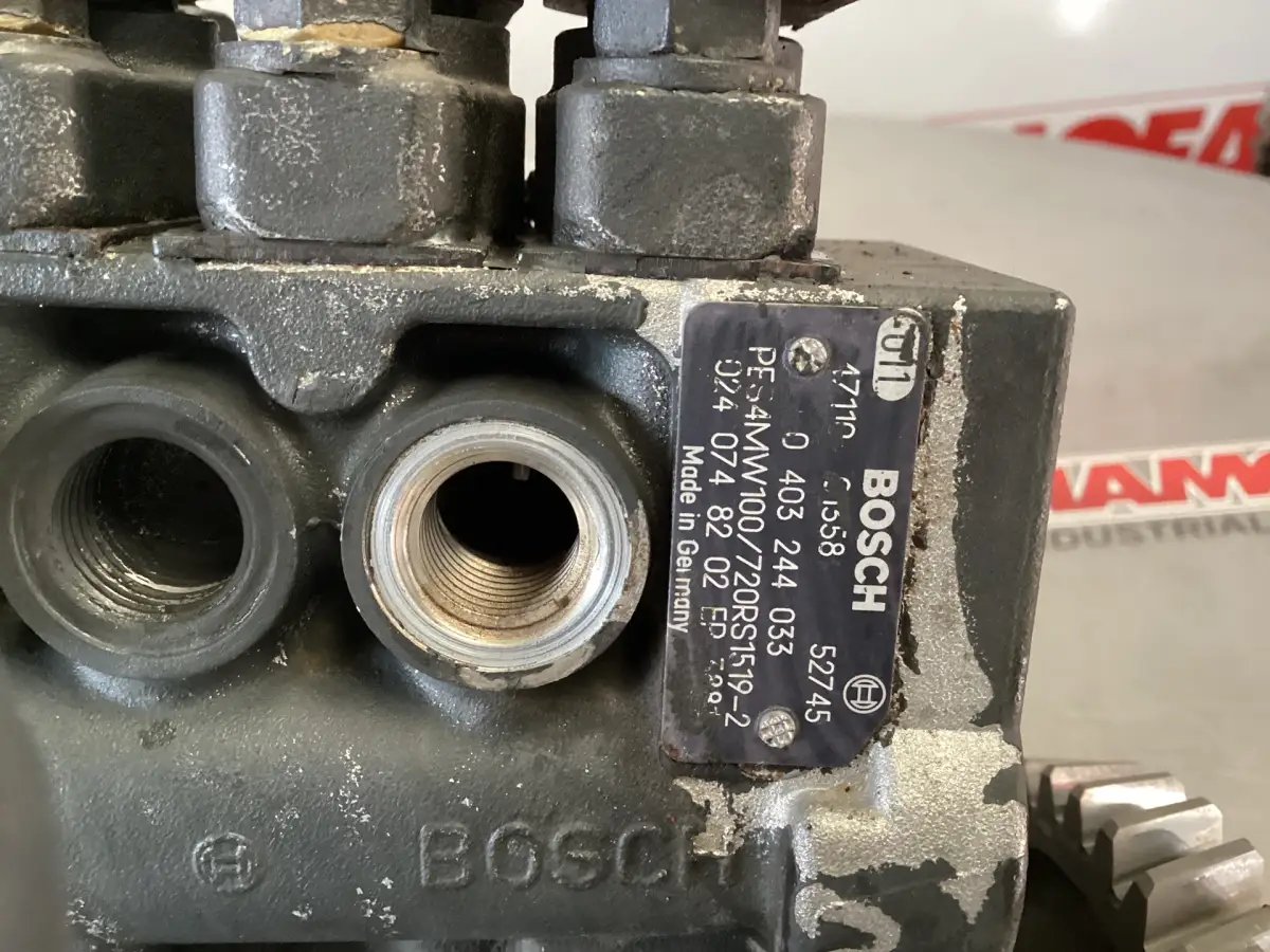 BOSCH FUEL PUMP 0403244033 USED - Picture 4