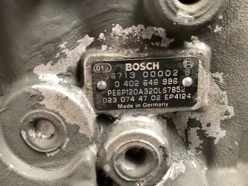 POMPE À CARBURANT BOSCH 0402646996 D'OCCASION - Miniature 3
