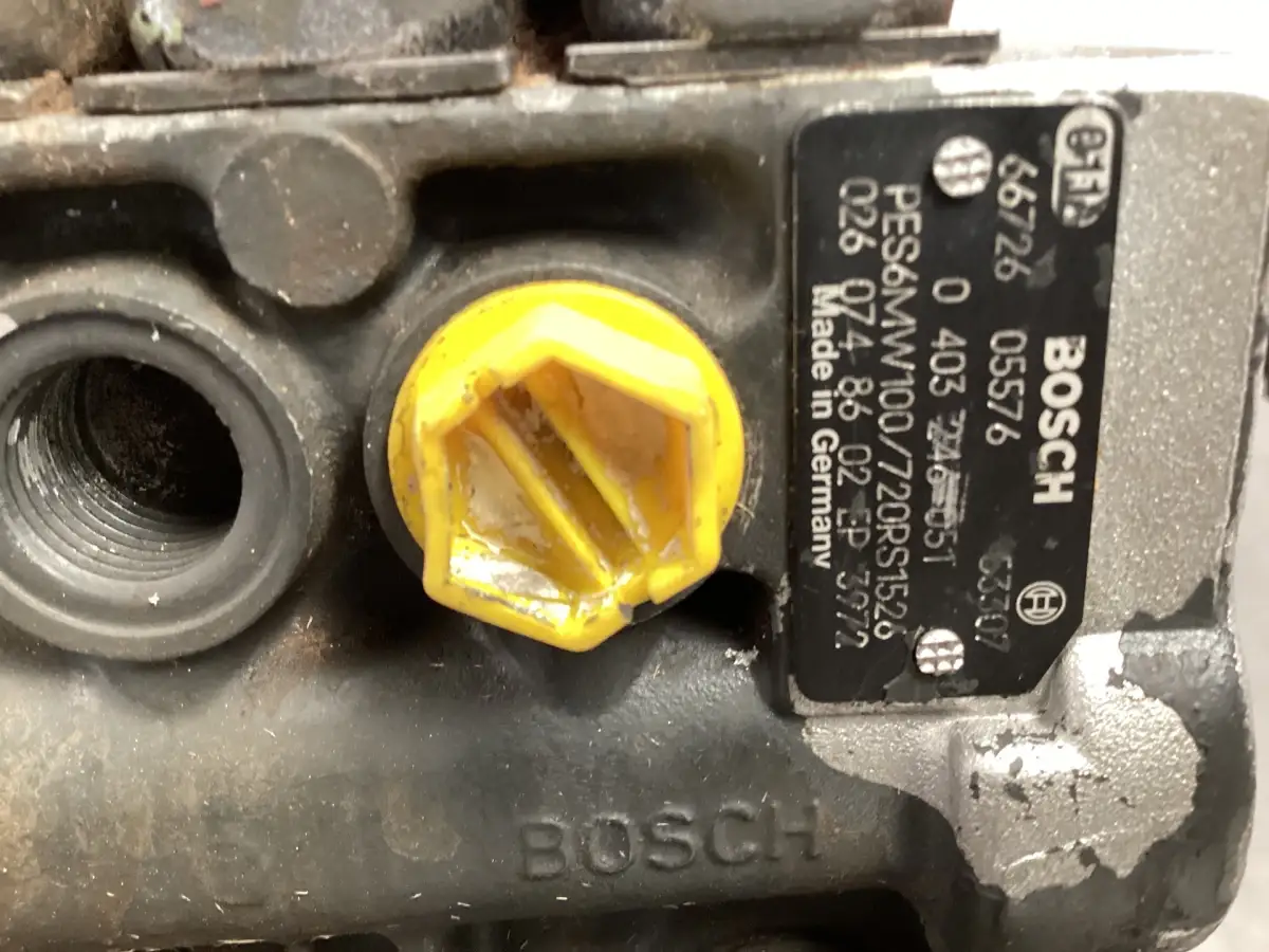 BOMBA DE COMBUSTIBLE BOSCH 0403246051 USADA - Imagen 2