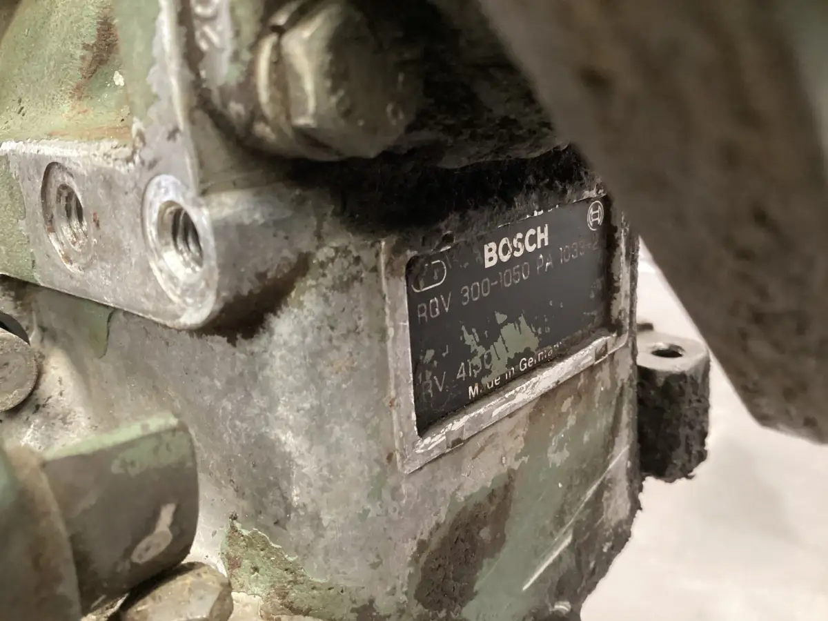 BOSCH FUEL PUMP 0402646983 USED - Picture 2