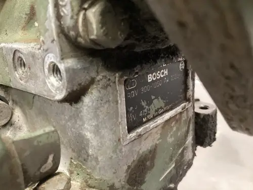 BOSCH FUEL PUMP 0402646983 USED - Thumb image 2