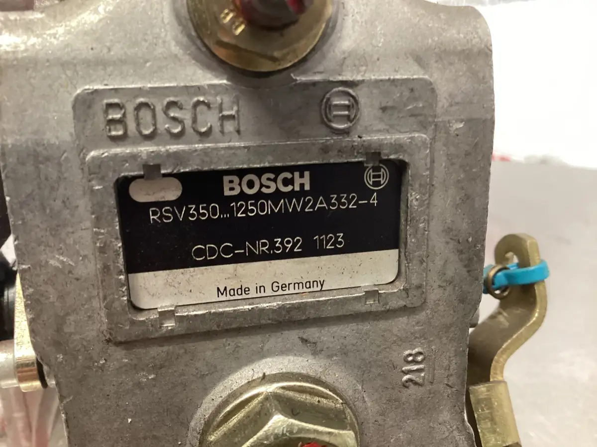 POMPE À CARBURANT BOSCH 0403466138 D'OCCASION - Image 2