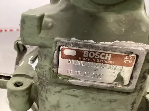POMPE À CARBURANT BOSCH 0402046218 D'OCCASION - Miniature 2