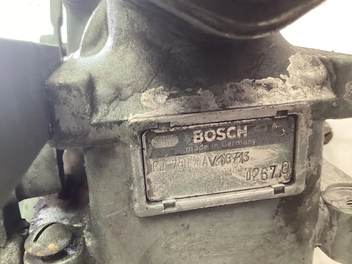 BOSCH FUEL PUMP 0401840760 USED - Picture 2
