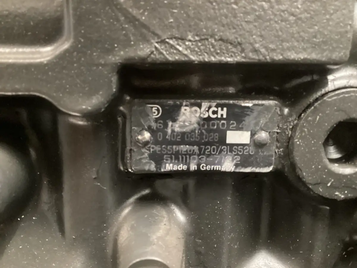 BOSCH FUEL PUMP 0402035028 USED - Picture 4