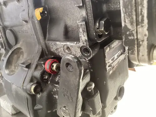 BOSCH FUEL PUMP 0403246037 USED - Thumb image 3