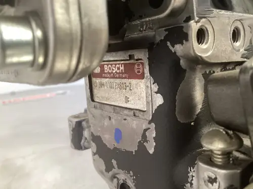 POMPE À CARBURANT BOSCH 0402036726 UTILISÉE - Miniature 3