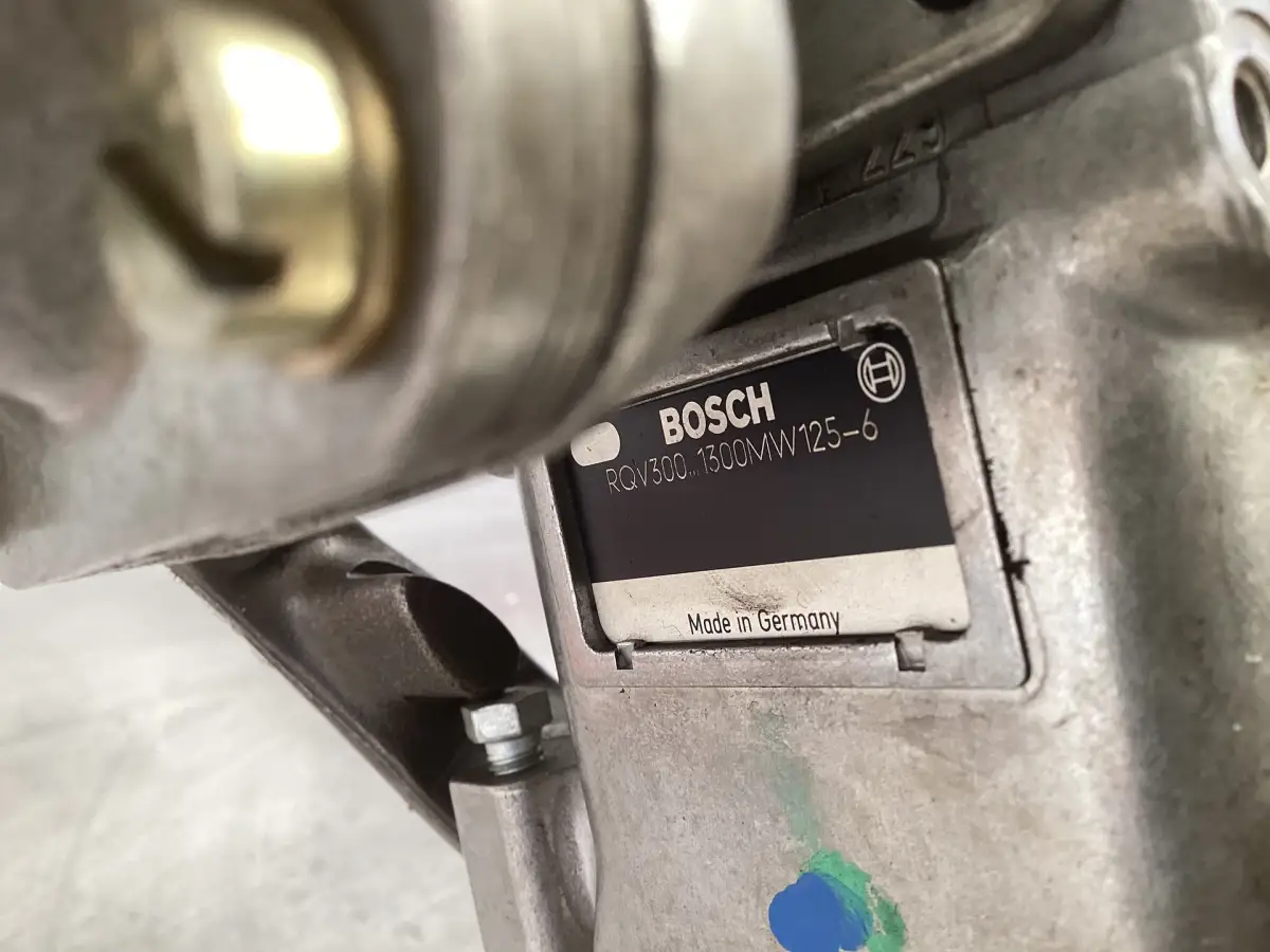 POMPE À CARBURANT BOSCH 0403246033 D'OCCASION - Image 3