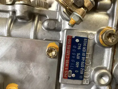 POMPE À CARBURANT BOSCH 0400075942 USAGÉE - Miniature 3