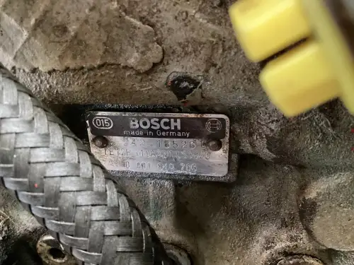 POMPE À CARBURANT BOSCH 0401840706 D'OCCASION - Miniature 3