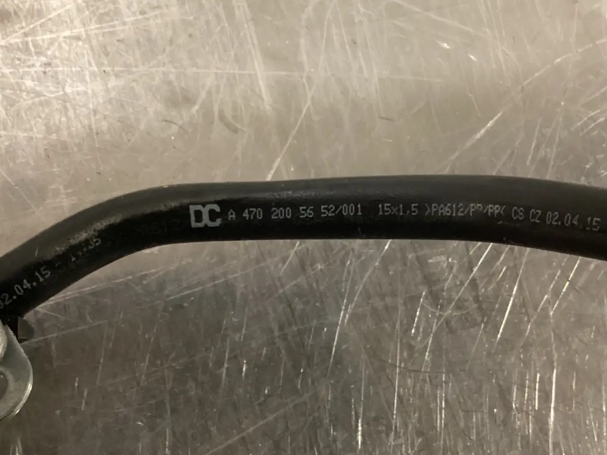 MERCEDES KÜHLFLÜSSIGKEITSSCHLAUCH A4702005652 GEBRAUCHT – Bild 2