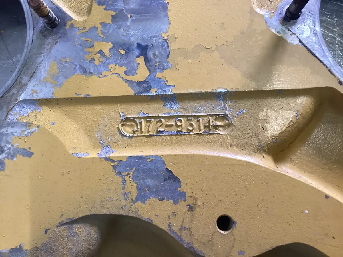 CATERPILLAR TIMING HOUSING, FRONT END 1729314 USED - Picture 2