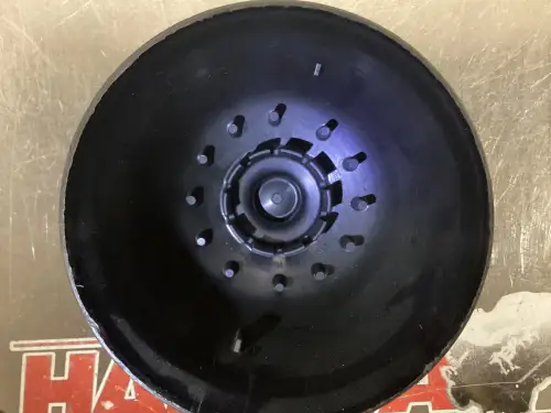 ÖLFILTERDECKEL MERCEDES (KOPIE) A4701840408 GEBRAUCHT – Vorschaubild 2