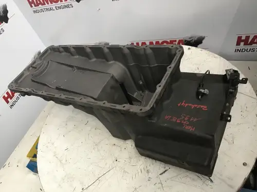 PANNEAU D'HUILE MERCEDES A9060101113 UTILISÉ