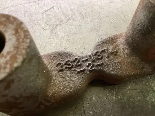 CATERPILLAR KRAFTSTOFFFILTERSTÜTZE 2321374 GEBRAUCHT – Vorschaubild 2