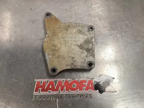 MERCEDES КРЫШКА КЛАПАНОВ A0001310218 Б/У - Миниатюра 1