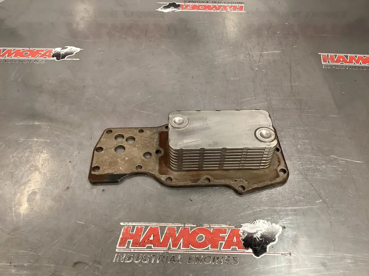 CUMMINS OIL COOLER 3975818 USED - Picture 3