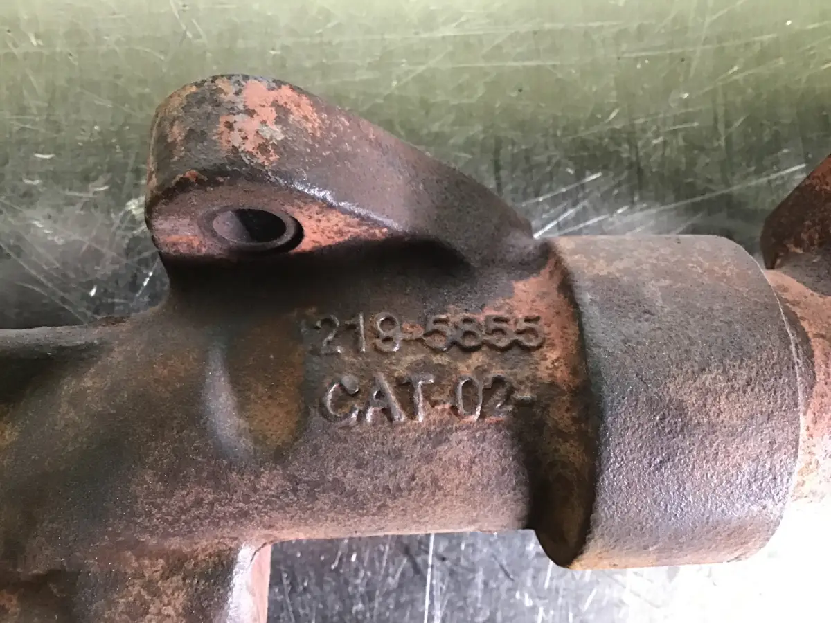 COLECTOR DE ESCAPE CATERPILLAR 2195855 USADO - Imagen 2