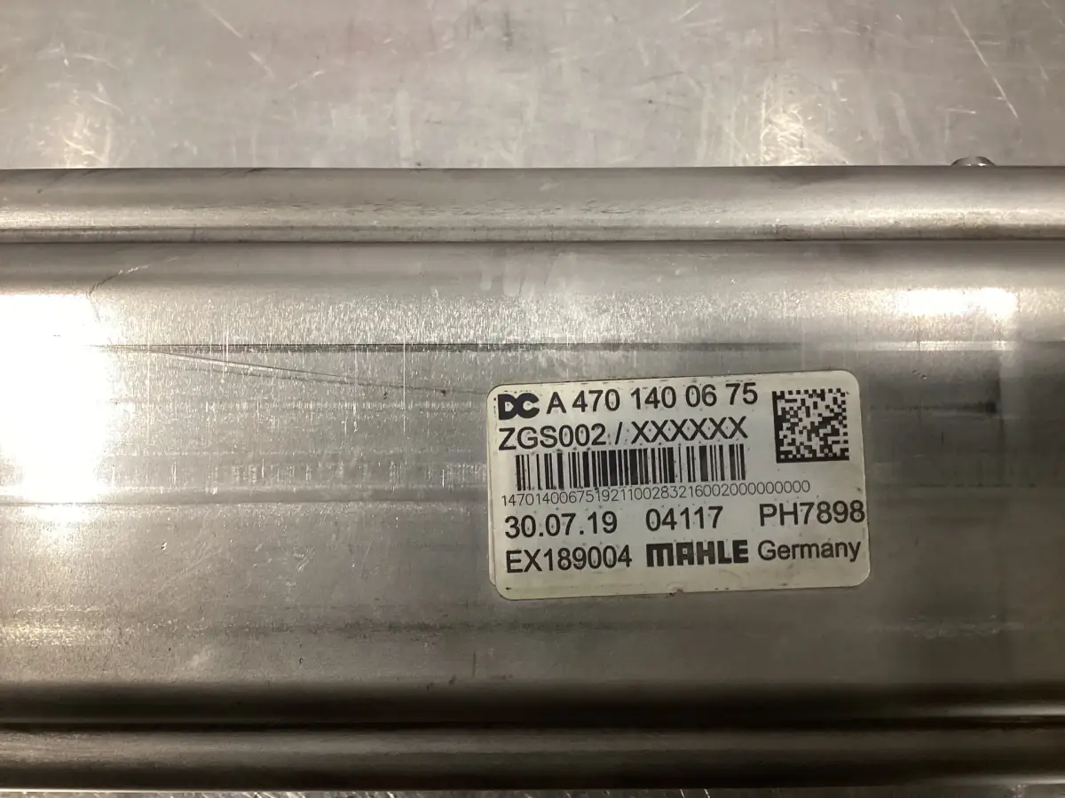 MERCEDES EGR KÜHLER A4701400675 GEBRAUCHT – Bild 2