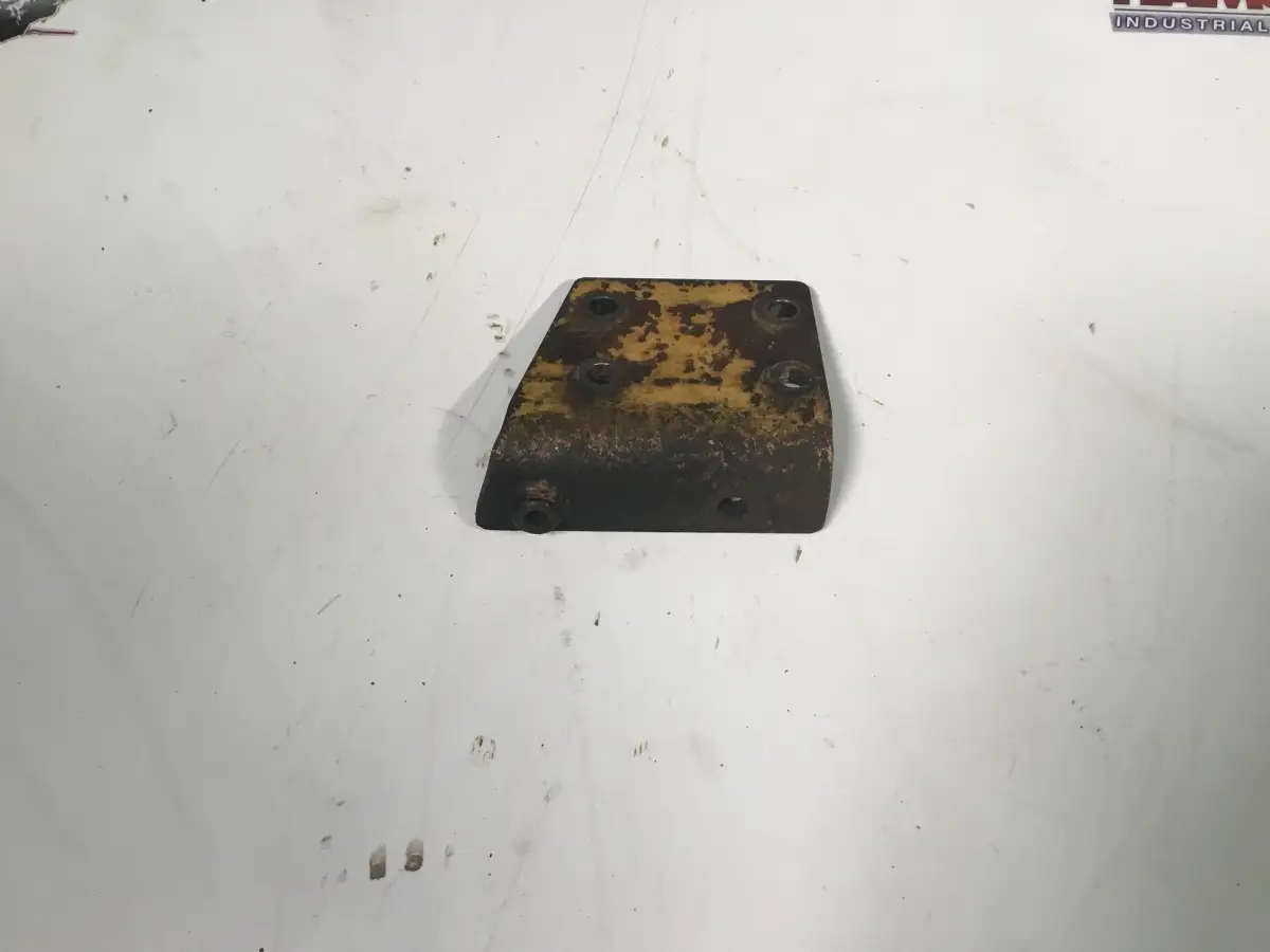 CATERPILLAR ENGINE SUPPORT 2358159 USED - Picture 2