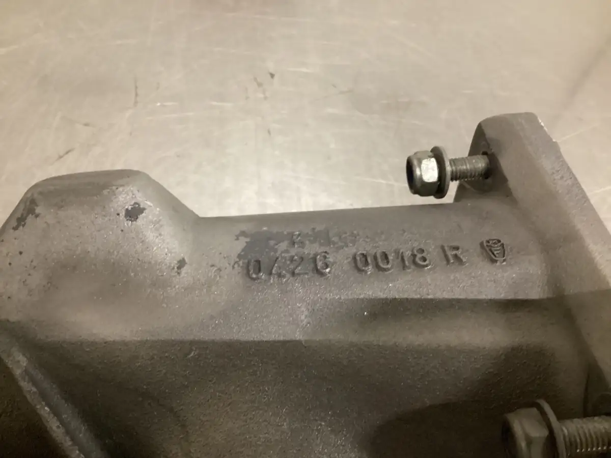DEUTZ 0426 0018 USADO - Imagen 2