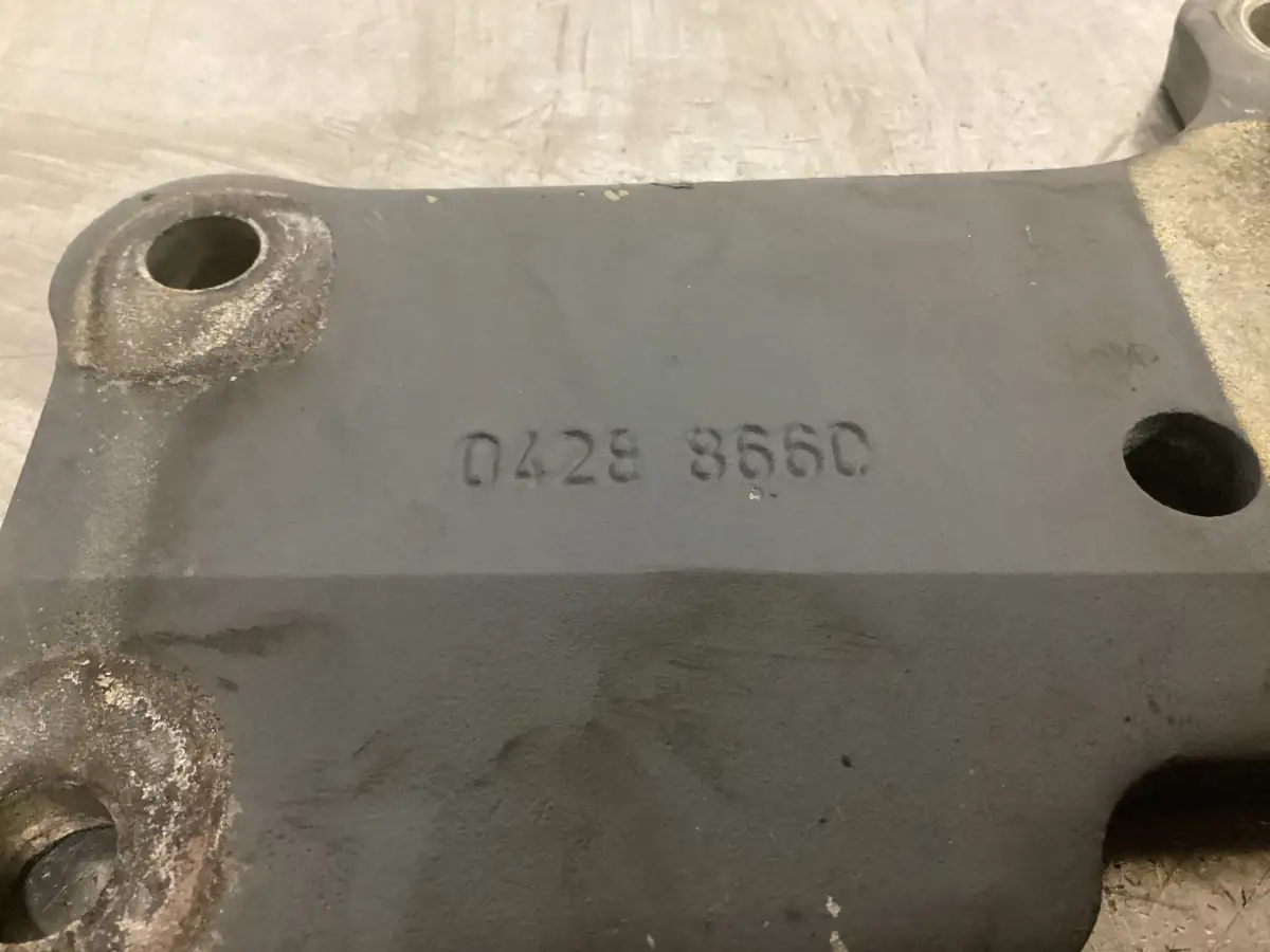 DEUTZ 0428 8660 USADO - Imagen 2