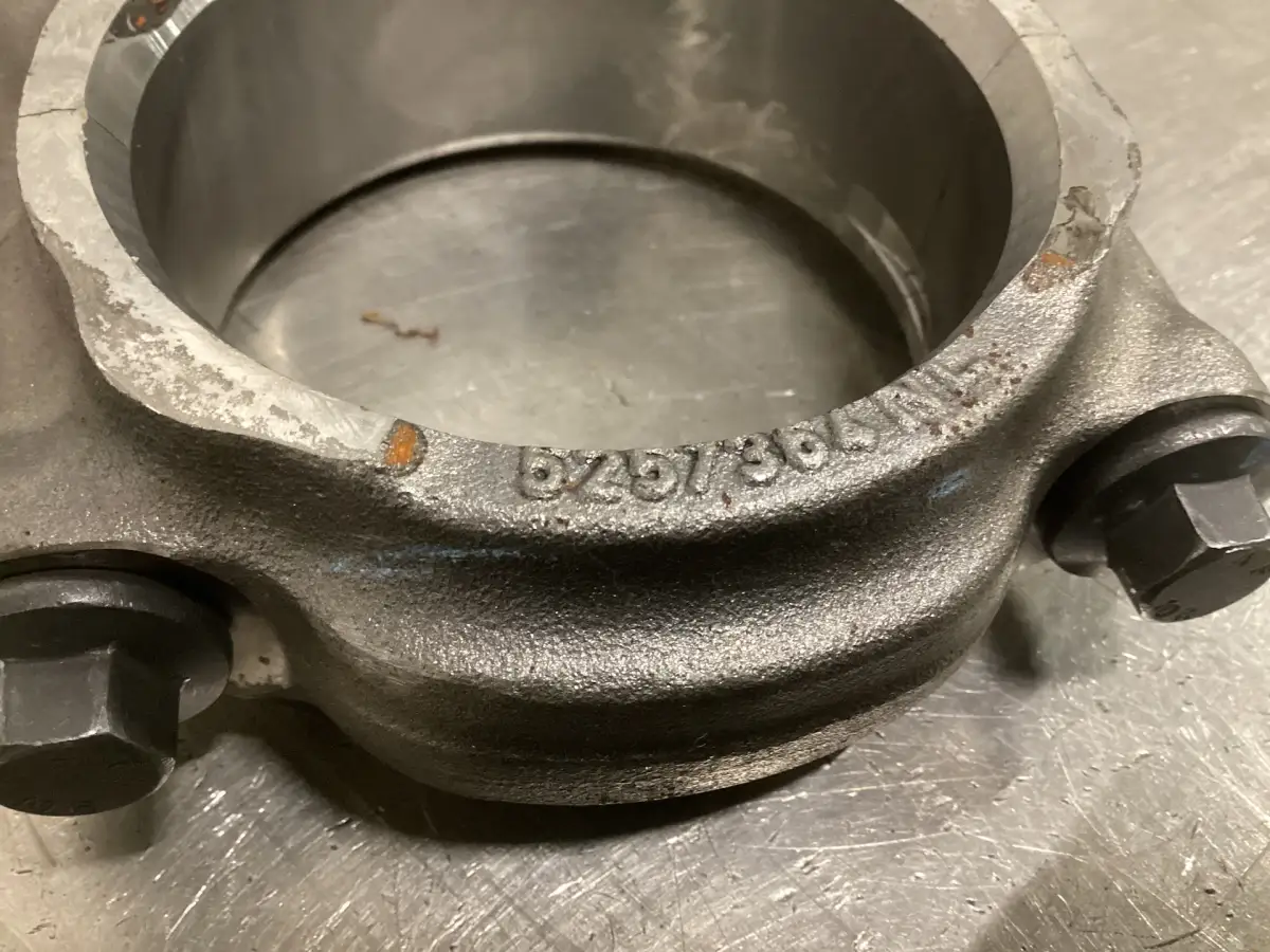 CUMMINS CONNECTING ROD 5257364 USED - Picture 2