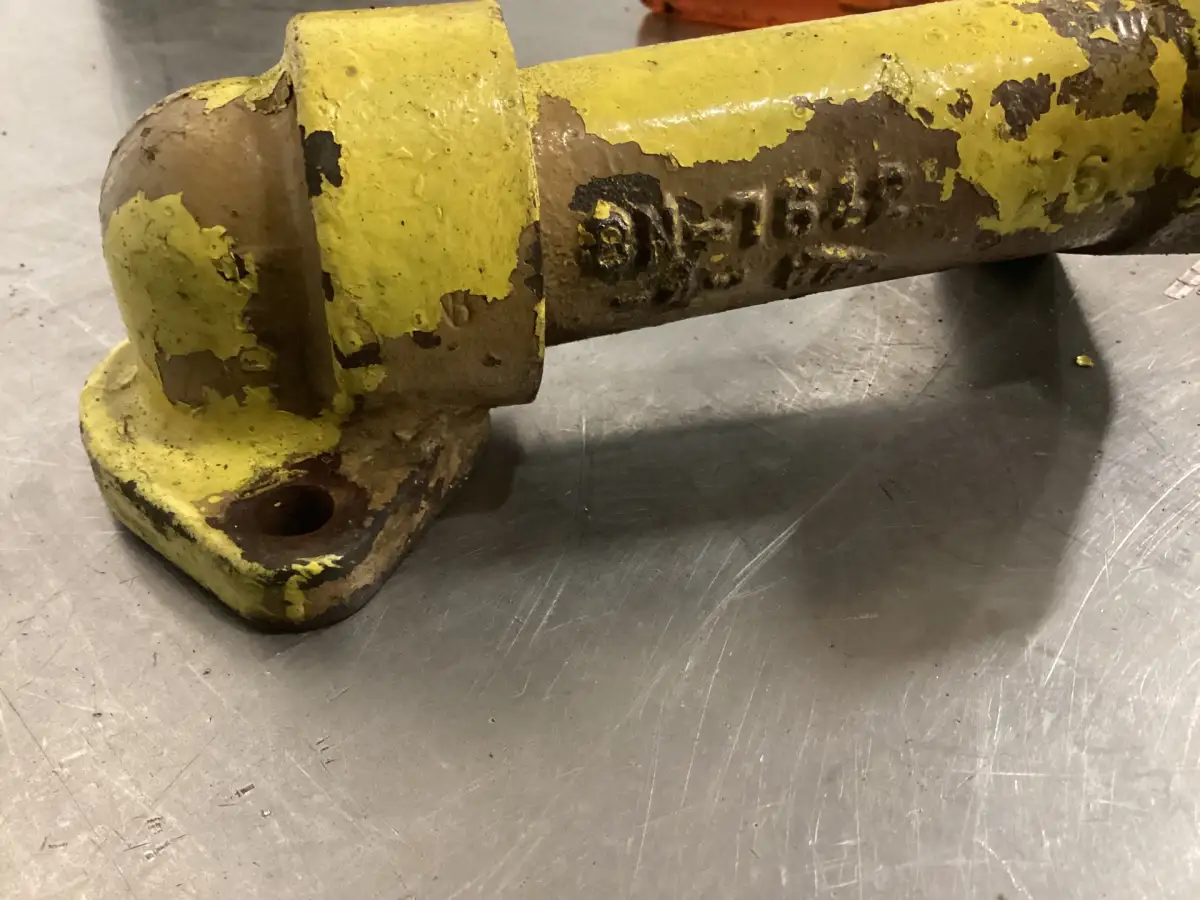 CATERPILLAR WATER PIPE 8N7642 USED - Picture 2