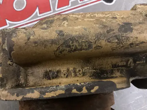 CATERPILLAR OIL COOLER COVER 1W0513 USED - Thumb image 2