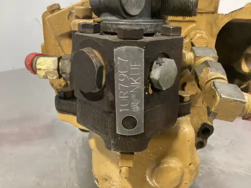 CATERPILLAR FUEL PUMP HOUSING 8N2896 USED - Thumb image 3