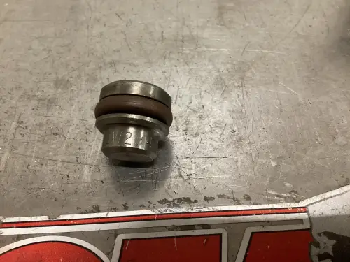 CATERPILLAR PLUG 2W2940 USED