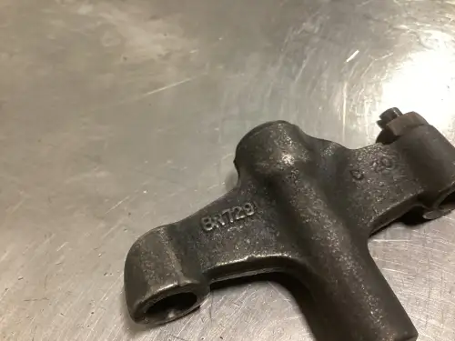 CATERPILLAR PONT DE SOUPAPE, ADMISSION+ECHAPPEMENT 8N7292 UTILISE - Miniature 2