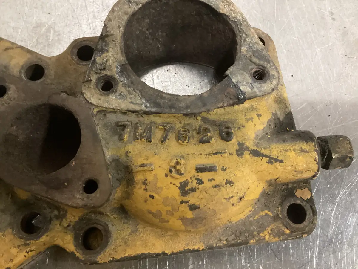 CATERPILLAR ÖLKÜHLERDECKEL 7M7626 GEBRAUCHT – Bild 2