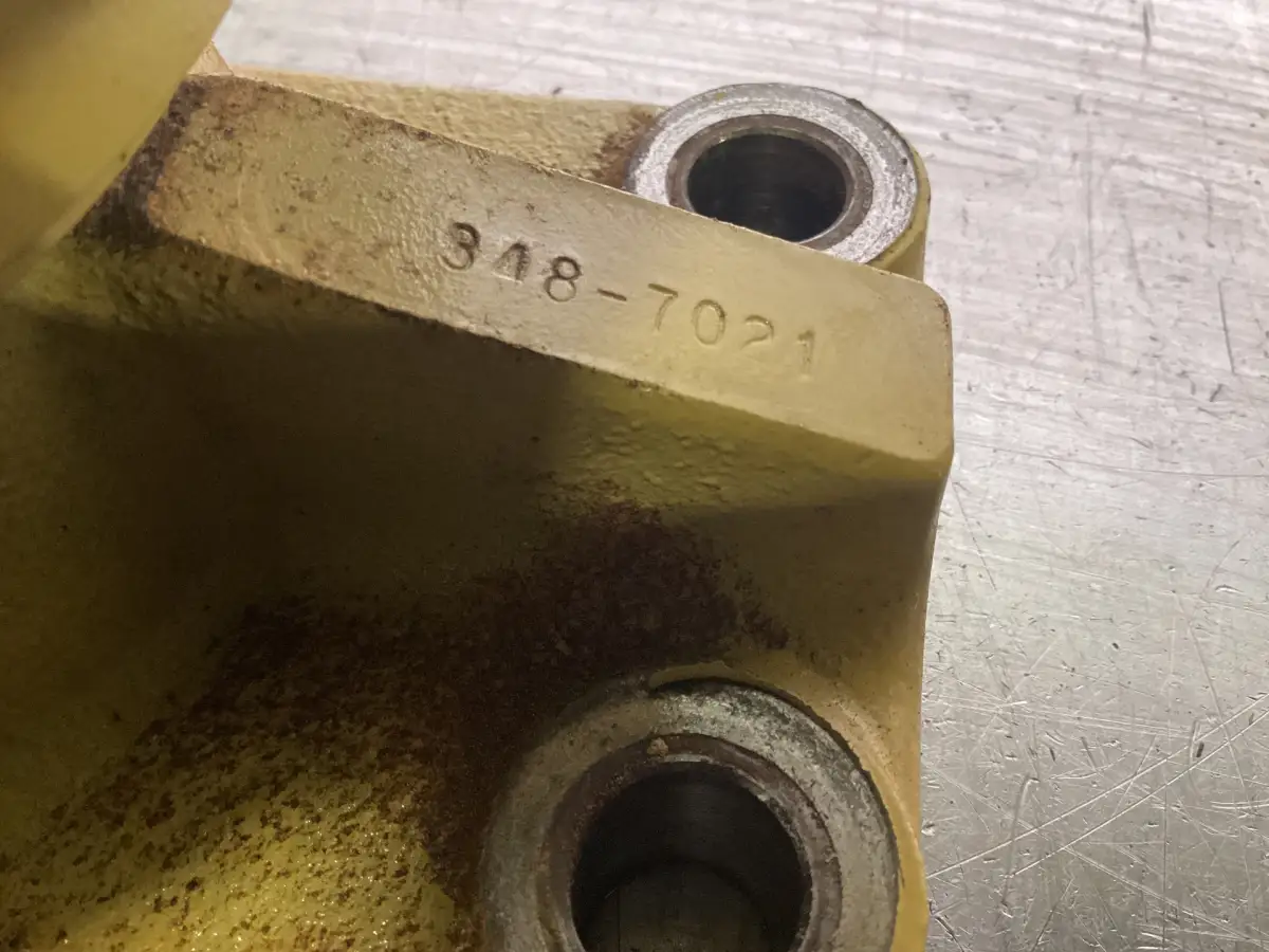 CATERPILLAR VENTILATOR HUB 3487021 USED - Picture 2