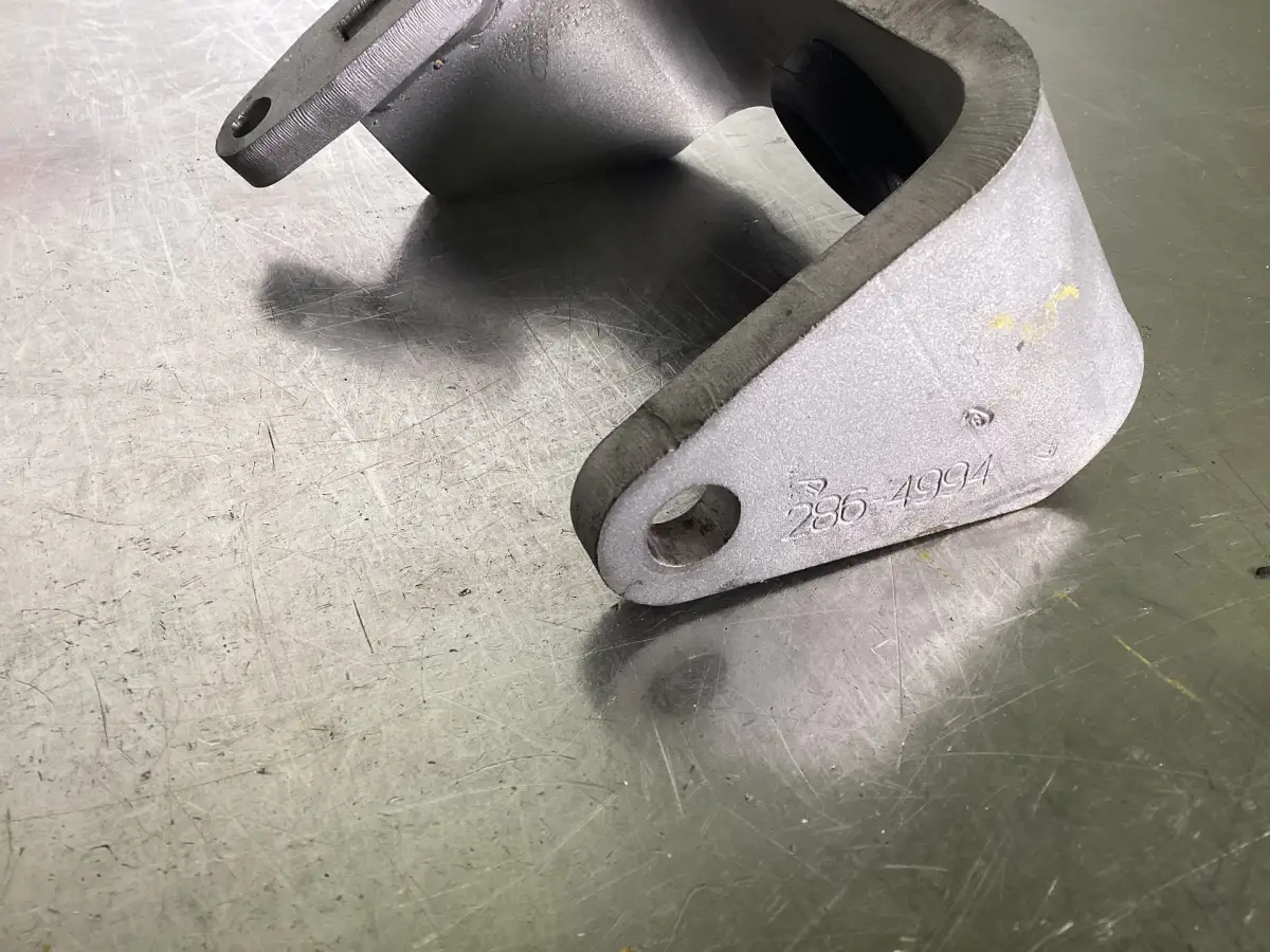 CATERPILLAR RADIATOR SUPPORT 2864994 USED - Picture 2