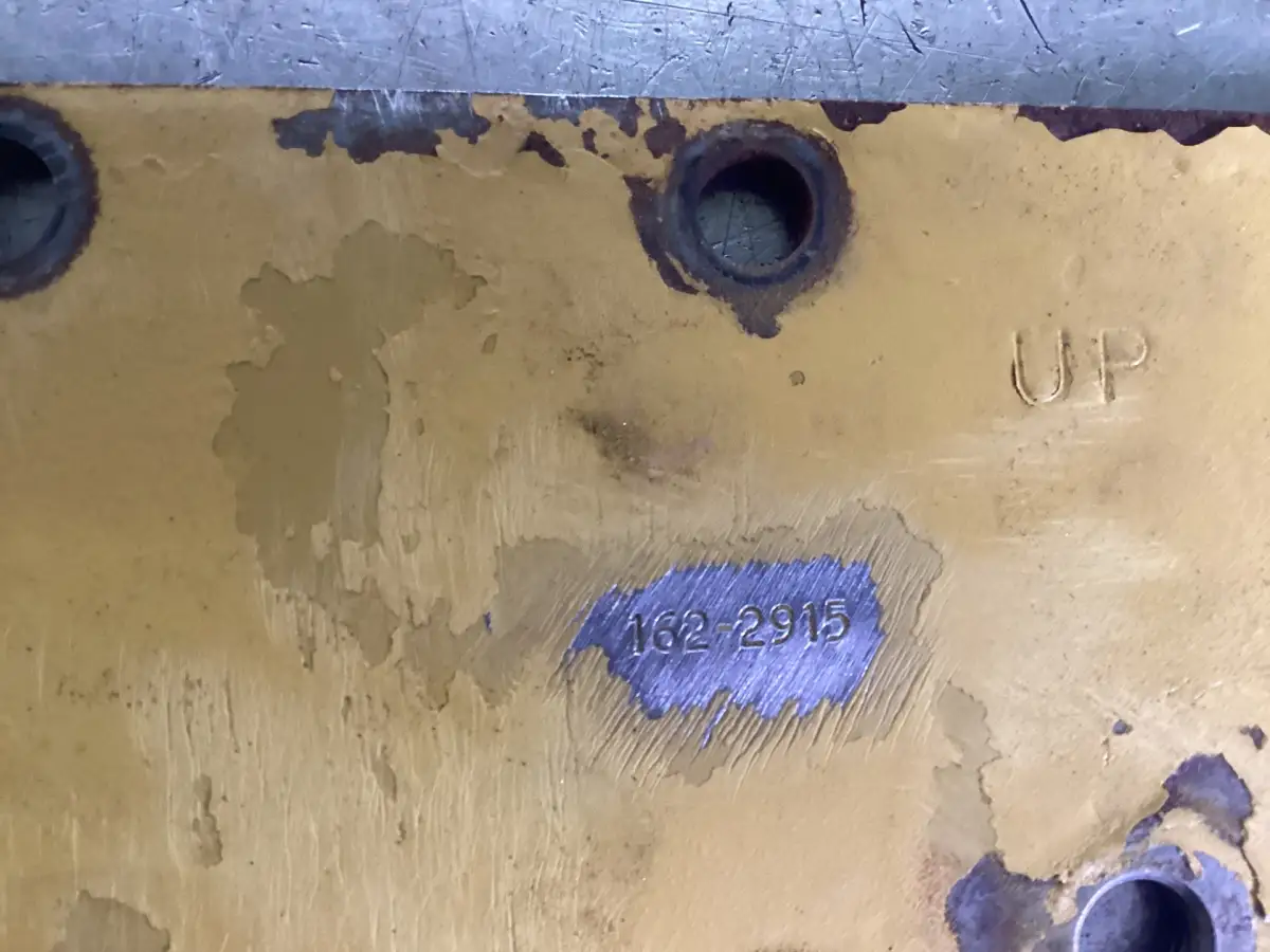 CATERPILLAR MOTORBLOCK ABDECKUNG 1622915 GEBRACHT – Bild 2