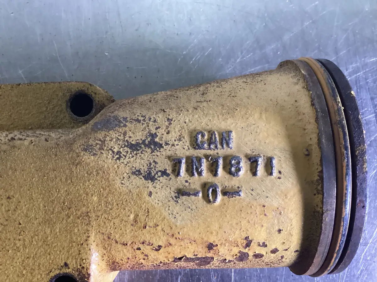 CATERPILLAR OIL COOLER COVER 7N7871 USED - Picture 2