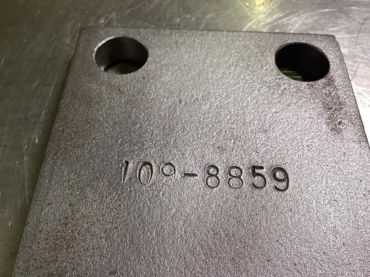 CATERPILLAR SUPPORT MOTEUR 1098859 D'OCCASION - Image 2