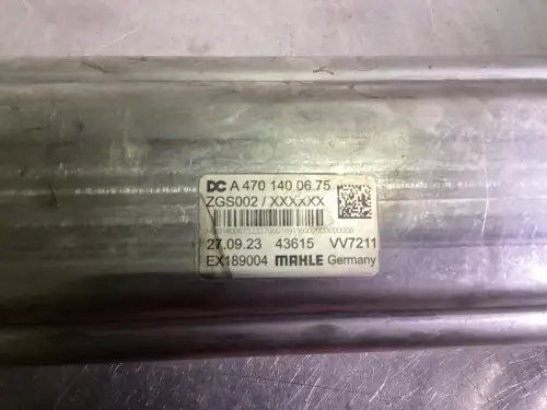 MERCEDES REFROIDISSEUR EGR A4701400675 UTILISÉ - Miniature 2