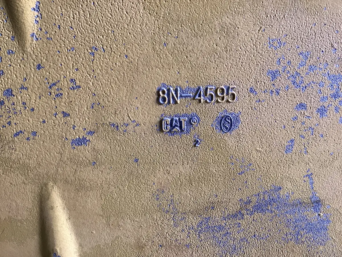CATERPILLAR OIL SUMP PAN 8N4595 USED - Picture 2