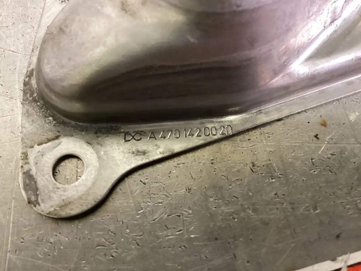 MERCEDES A470 142 00 20 USED - Picture 2