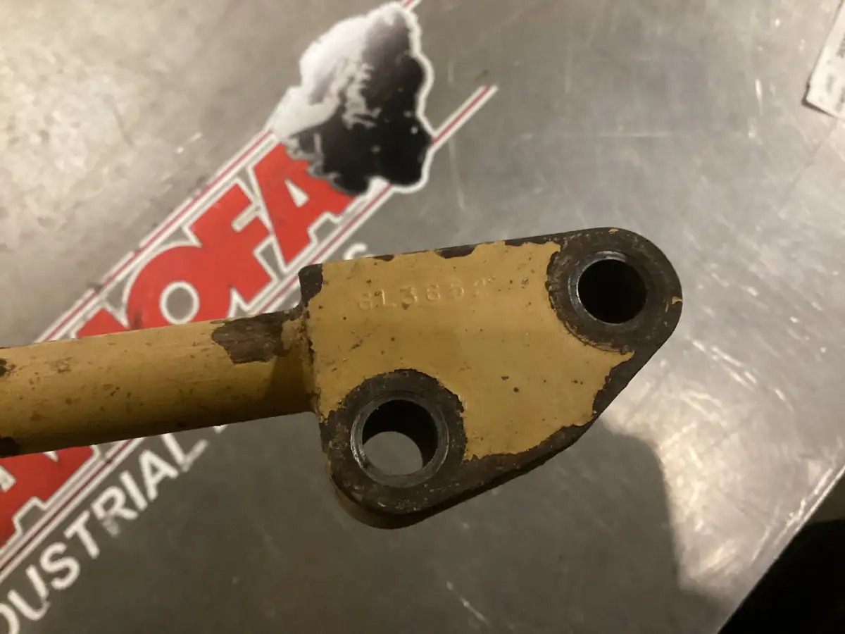 CATERPILLAR TURBOCHARGER FEED LINE 8N8938 USED - Picture 2