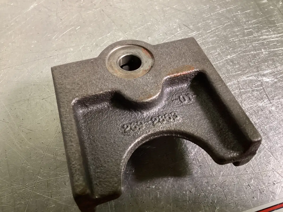 CATERPILLAR SUPPORT 2692863 USED - Picture 2