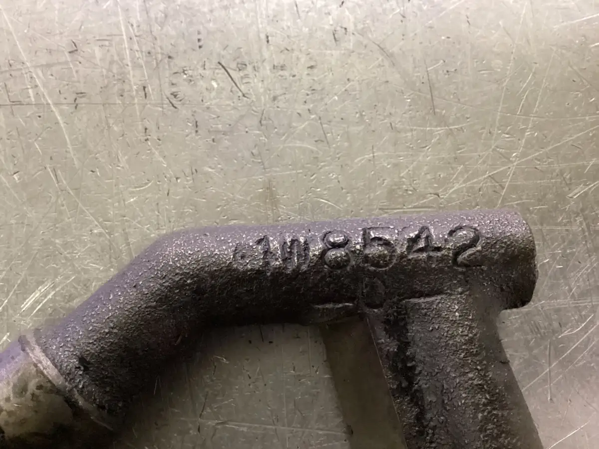 BOQUILLA DE ROCÍO DE ACEITE CATERPILLAR 1W8542 USADA - Imagen 2