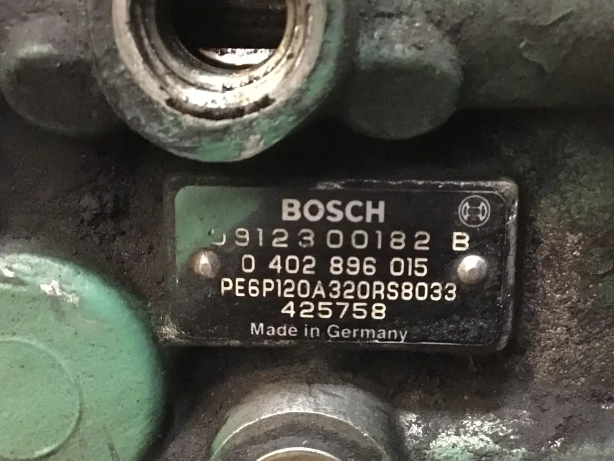 POMPE À CARBURANT BOSCH 0402896015 D'OCCASION - Image 2